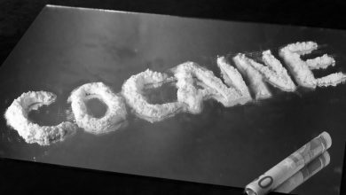 "الخاوا خصك الغبرة" مجندون يبيعون الكوكايين بالعلالي في الكورنيش 3