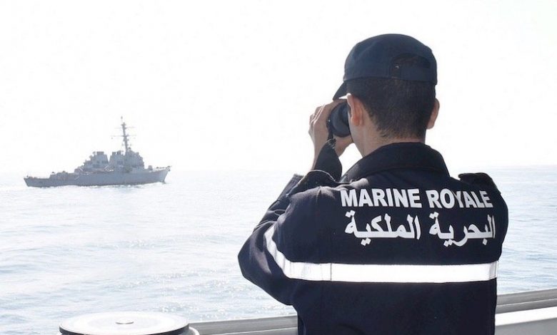 البحرية الملكية تنقذ طاقم زورق فرنسي قبالة ساحل العرائش 1